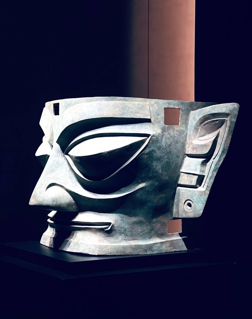 sanxingdui bronze mask